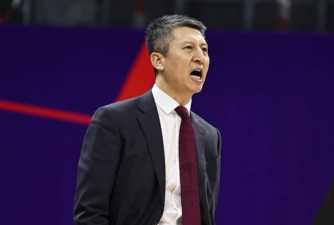 郭士强谈中国男篮进攻原则:至少要得80分以上,这两场完成非常好
