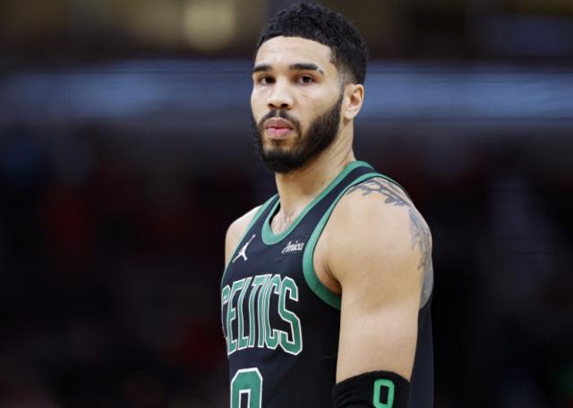 1737021184249094884.png 开云体育网页版-连被摆烂球队逼入绝境 凯尔特人攻防挣扎溃不成军