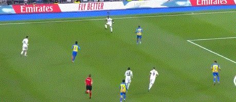 开云体育手机登录-【西甲】本泽马2助+伤退 小熊奔袭+造红 皇马2比0胜