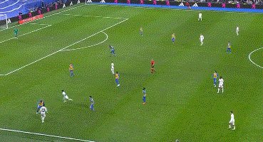 开云体育手机登录-【西甲】本泽马2助+伤退 小熊奔袭+造红 皇马2比0胜