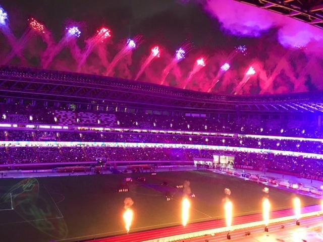 开云登录入口地址-周末的东京国立球场:50994人围观1500发烟花齐射