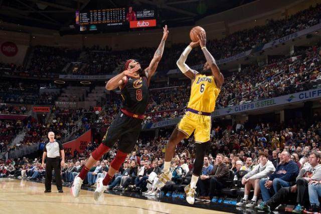 开云体育app-【早报】财政公平2.0时代？米兰双雄瑟瑟发抖…