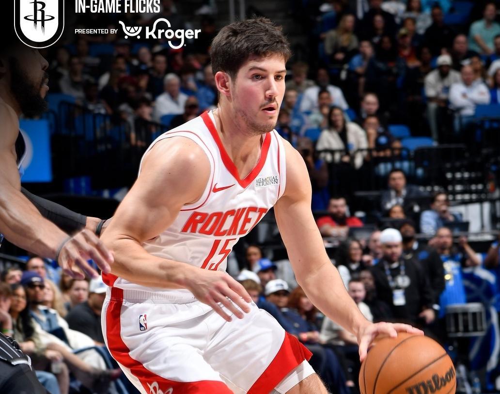 开云体育官网登录-爆砍35分！狂轰40分，全联盟都质疑你老了，你却逆天改命要冲冠了