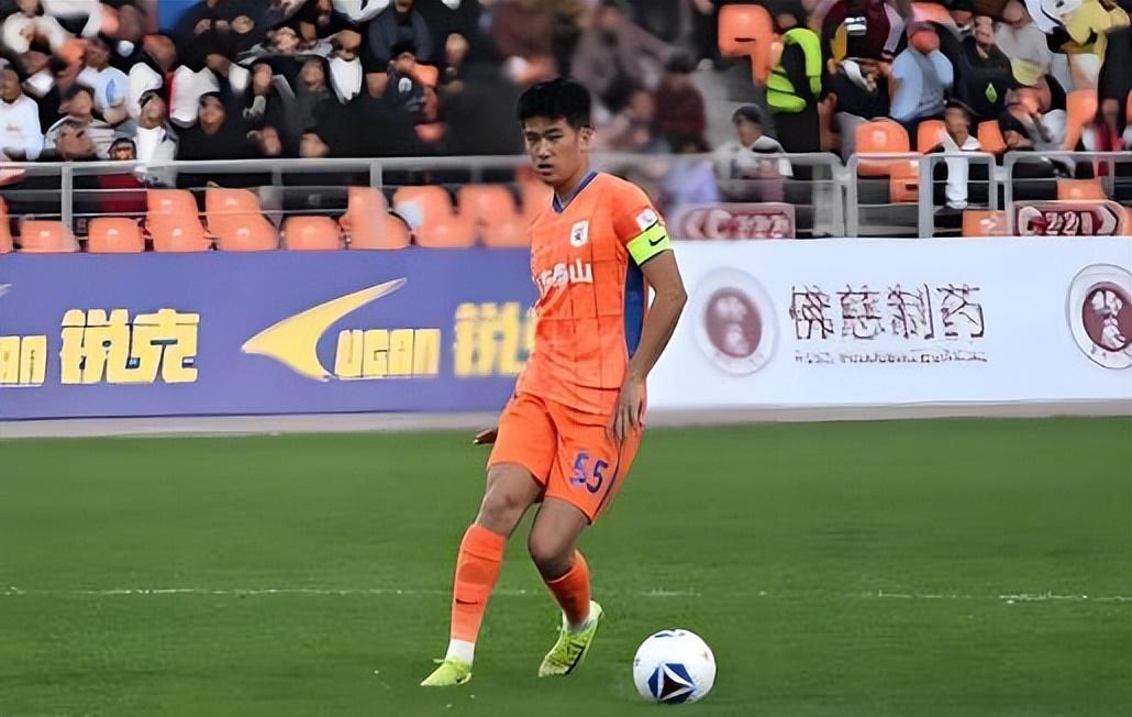 开云体育注册入口-鲁能如何遏制法比奥的发挥？球迷建议韩鹏重用彭啸首发，值得期待