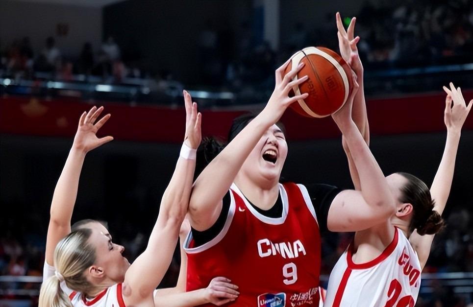 开云体育手机登录-长得高有啥用？全场只得4分，苏群吐槽：跟现代篮球节奏比较脱节