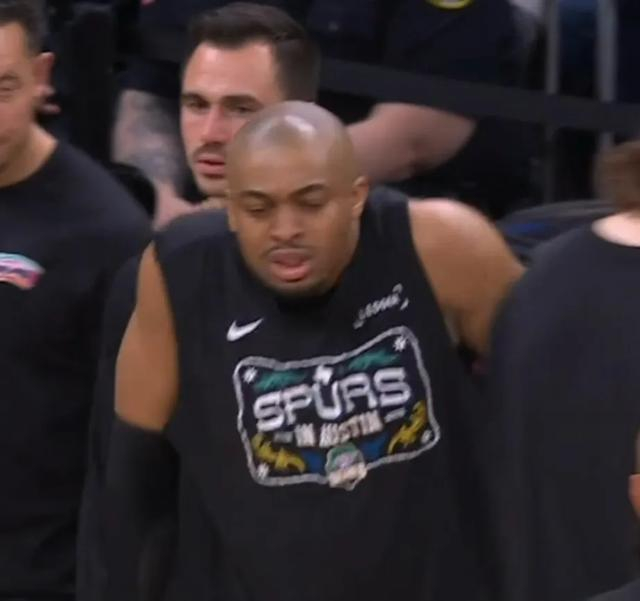 开云电子-都说别惹！8分钟双10！41+16+4+3帽！上场时间够了你们真顶不住啊|马刺|文班|MVP|圣安东尼奥马刺队|俄克拉荷马雷霆队_新浪体育_新浪新闻