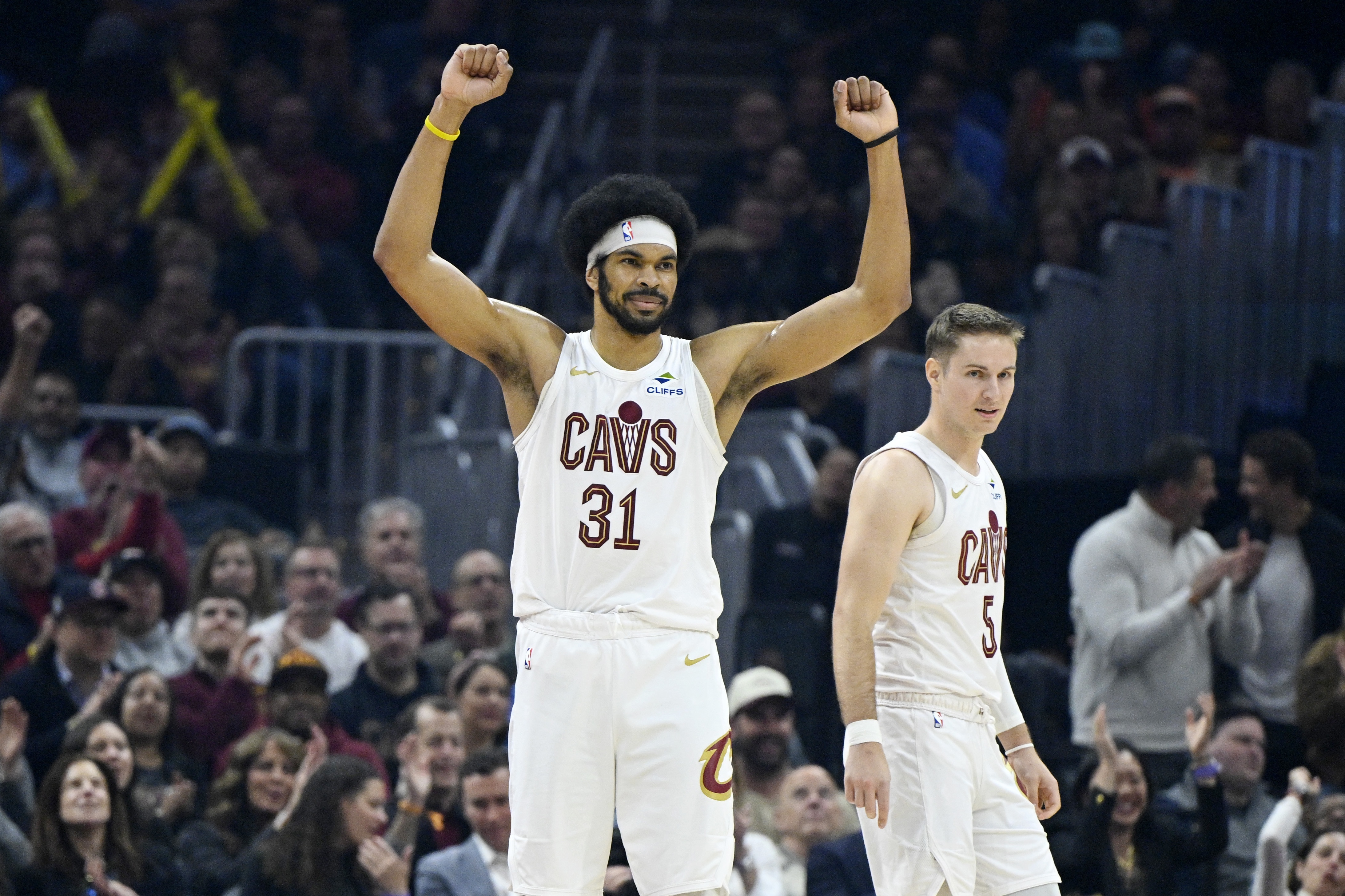 开云体育网页版-高管&amp;球探的季后赛观察：湖人给火箭送人头 哈登防守不如梅里尔